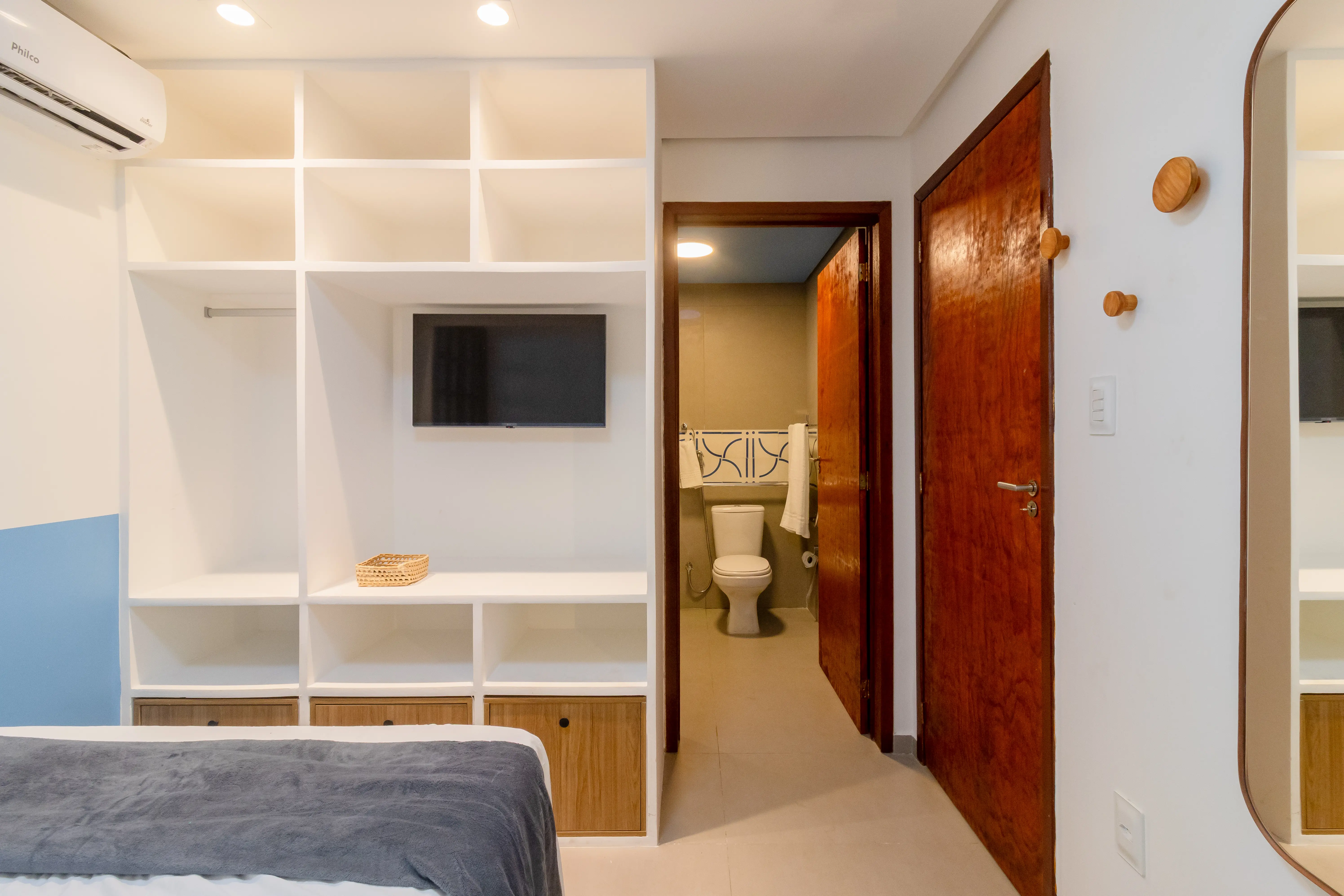Accessible bedroom